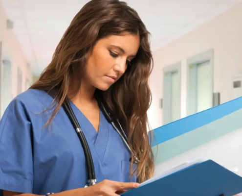 Nursing Degree: Career Guide & Study Pathways